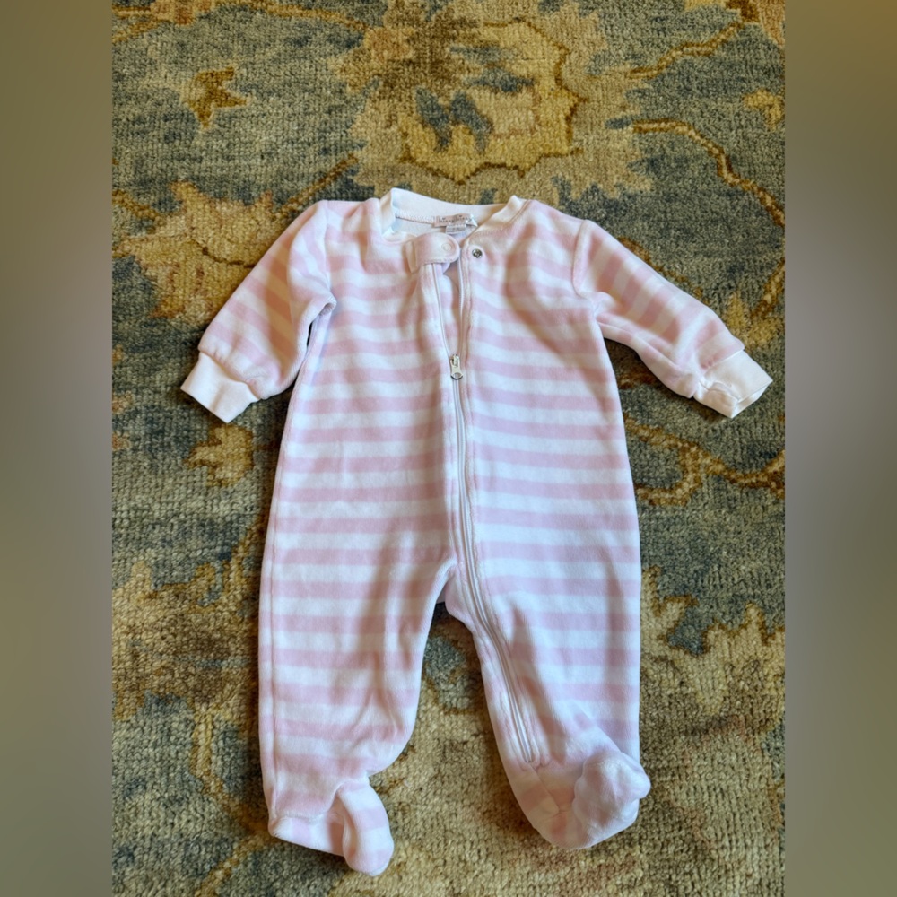 NWOT Kissy Kissy Velour zip up size 3-6M
